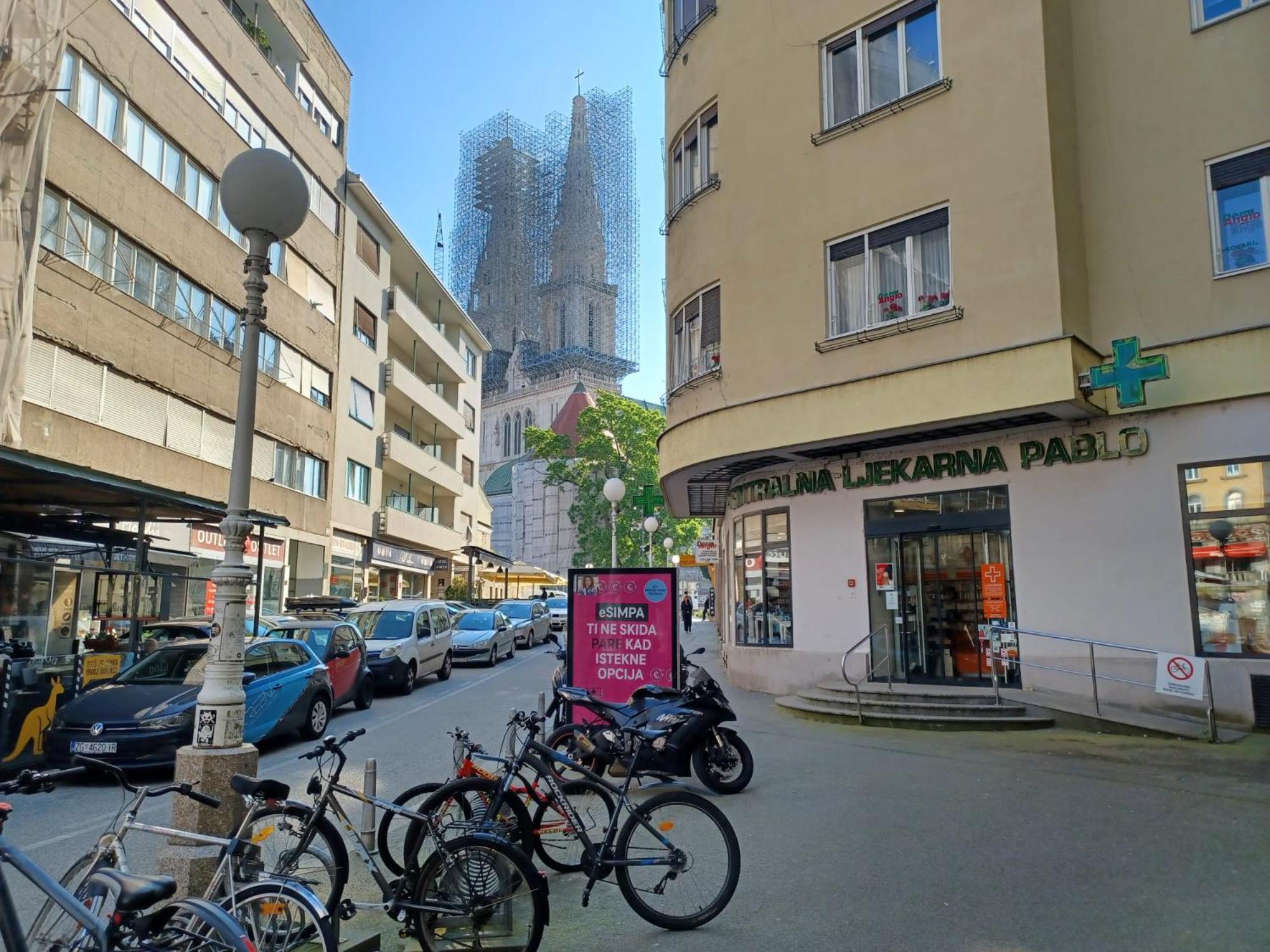 Apartment Daphne Zagreb Bagian luar foto
